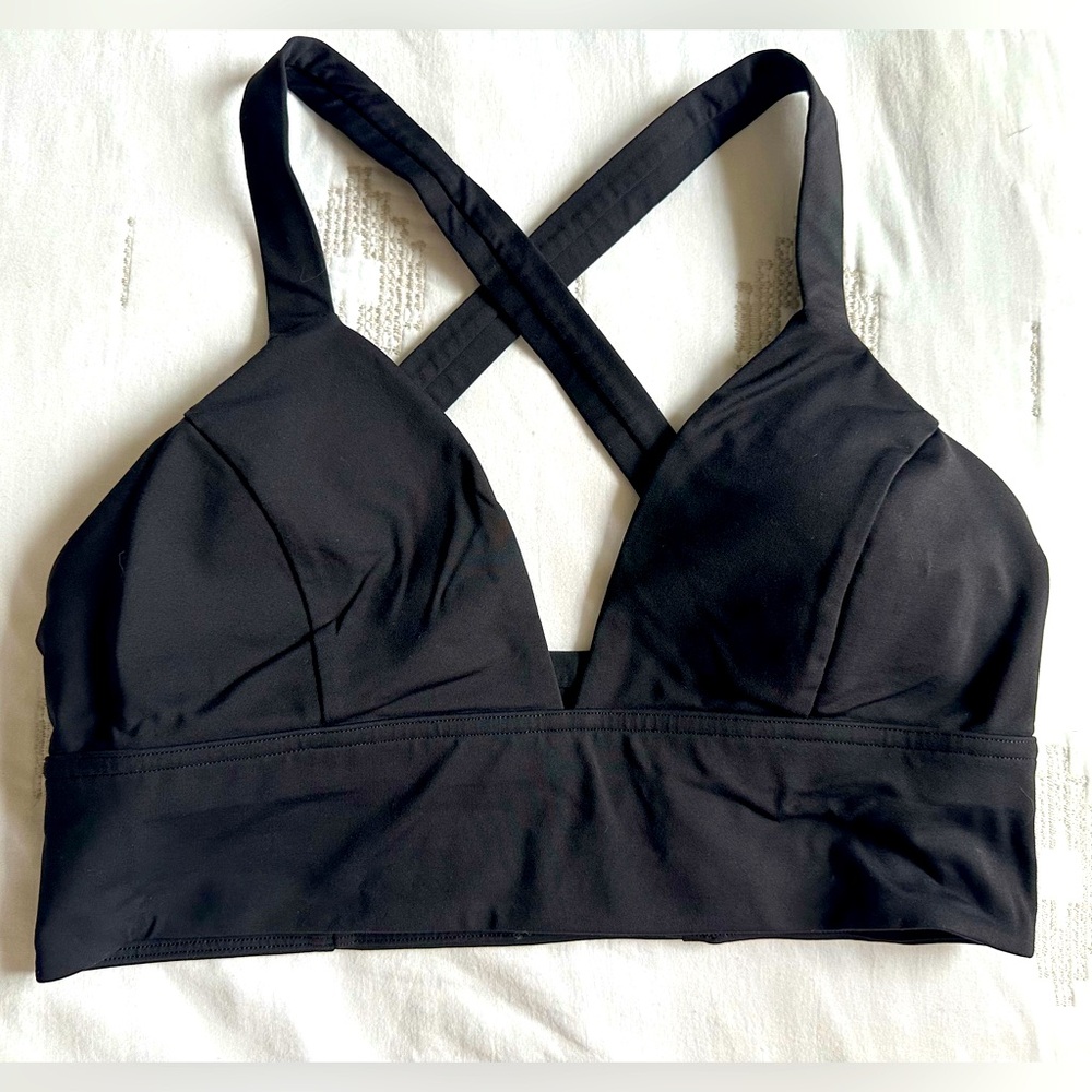 Lululemon Black Women's Cross-Back Sports Bra, sz 10